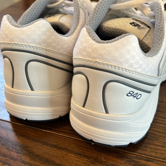 New in box: NEW BALANCE MW840 men’s walking shoe size 13D. ABZORB. Leather upper - Picture 6 of 12